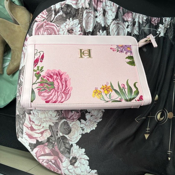 Carolina Herrera Pink Floral Cosmetic Bag - Picture 3 of 3